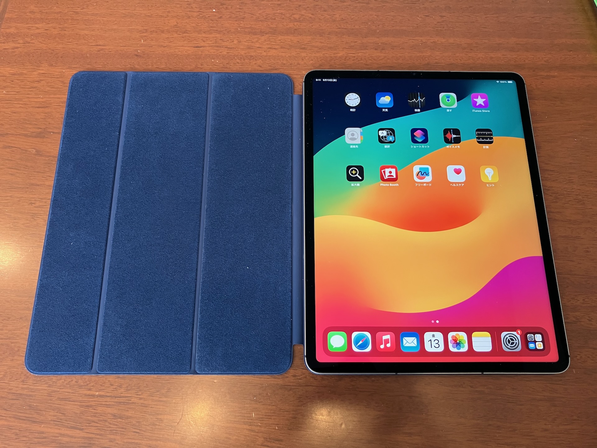 12.9インチiPad Pro（第5世代）と Smart Folio